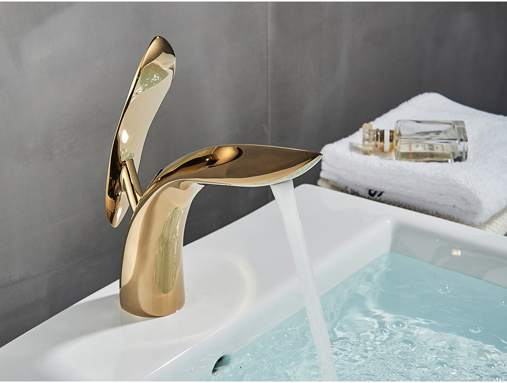 Elegantes Design Wasserhahn Bad Homelody Waschtischarmatur Mode Mischbatterien bad
